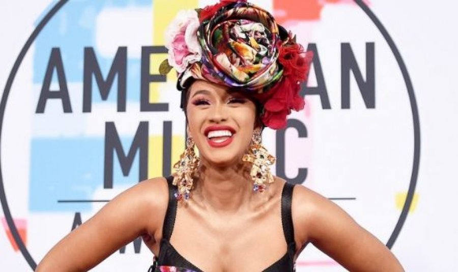 Cardi B, prezantuese në ‘American Music Awards 2021’