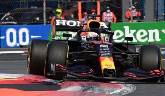 Verstappen “tremb” makinat Mercedes në Meksikë