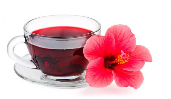 Përgatiteni çajin nga hibiskusi dhe ulni shtypjen e lartë të gjakut 