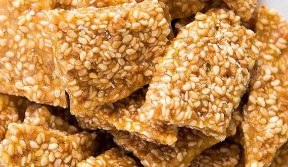 Receta e Pepës - Ëmbëlsirë me susam