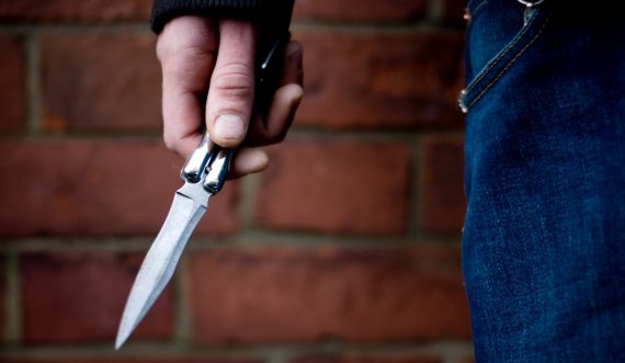 I mituri në arrati, policia jep detaje për therjen me thikë në Prishtinë