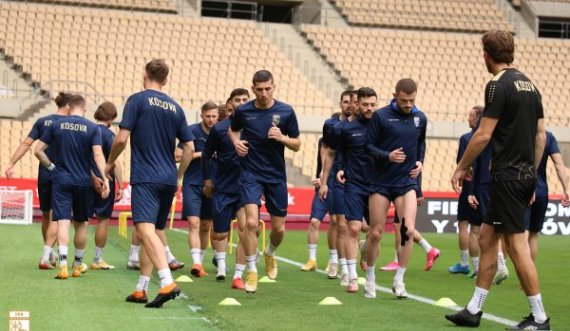 Kosova i nis sot përgatitjet për ndeshjet e fundit këtë vit me trajner të përkohshëm