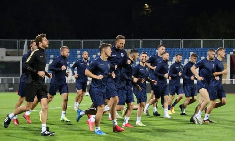 Tre futbollistë largohen nga grumbullimi i Kosovës për ndeshjet e nëntorit