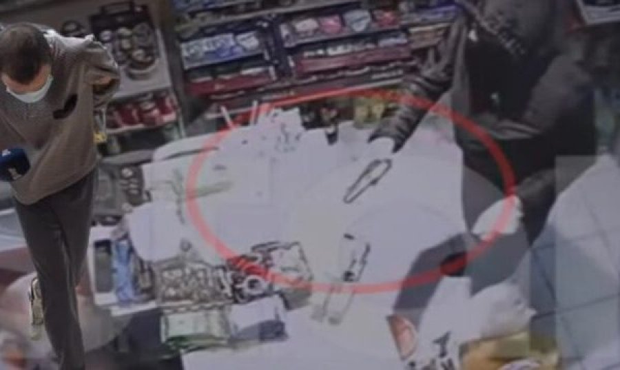 Dalin pamjet se si shqiptari vrau shitësin gjatë grabitjes