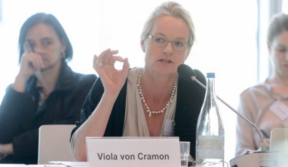 Viola von Cramon: Kosova duhet të ishte në Samitin për Demokraci, administrata Biden gaboi