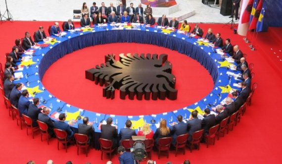 Sot Qeveria voton për sekretariatin e përbashkët Kosovë - Shqipëri