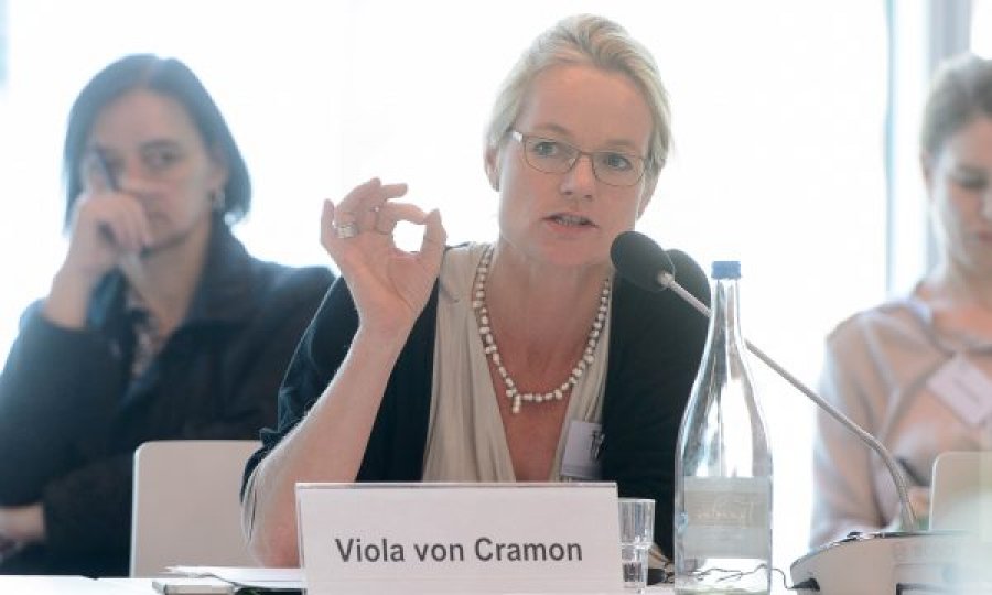 Viola von Cramon: Kosova duhet të ishte në Samitin për Demokraci, administrata Biden gaboi