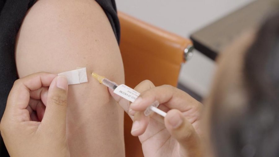 Mbi 742 mijë qytetarë të vaksinuar me dozën e dytë kundër COVID-19