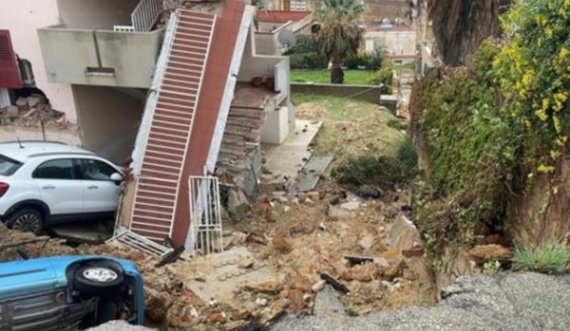 Shirat e rrëmbyera në Sicili, “zhduken” rrugët, përmbyten fshatrat