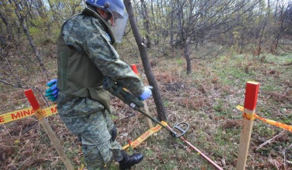 Burri nga Gjilani i gjen 42 granata në rrugë, ndërhyjnë FSK-ja dhe KFOR-i