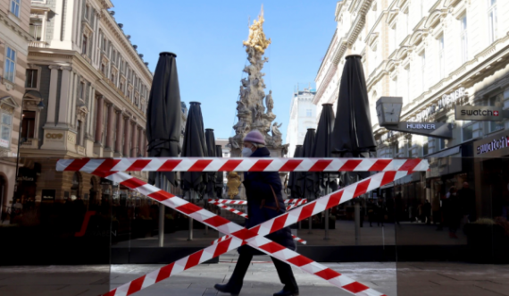 Austria pritet t’i izolojë të pavaksinuarit