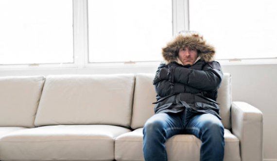Shtatë mënyra për ta mbajtur shtëpinë tuaj të ngrohtë gjatë ditëve të ftohta të dimrit pa shpenzuar shumë para