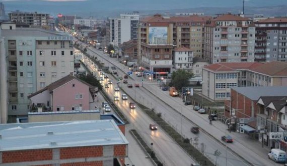 Plagoset një person në Fushë-Kosovë, i dyshuari në kërkim të Policisë