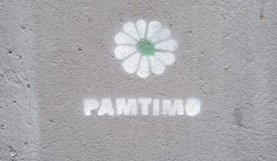Grafiti “Lulja e Srebrenicës” në disa lokacione në Beograd