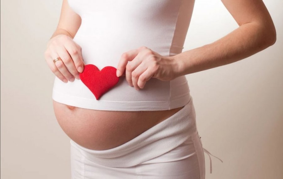 Cilat janë testet monitoruese për një shtatzëni të qetë?