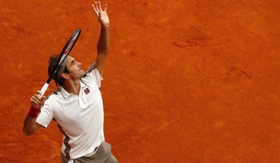 Trajneri i Federerit zbulon nëse legjenda zvicerane do të luajë në Australian Open