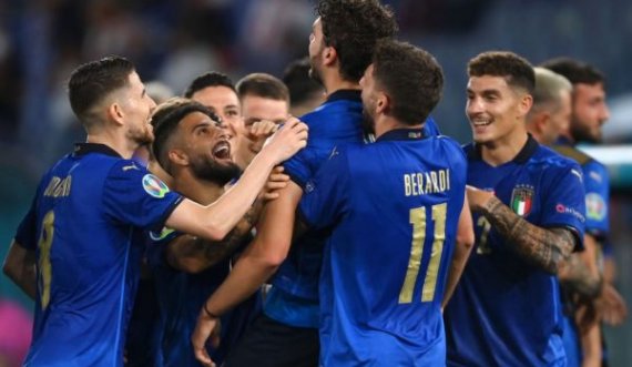 Italia ka ende gjasa të luajë në Botëror
