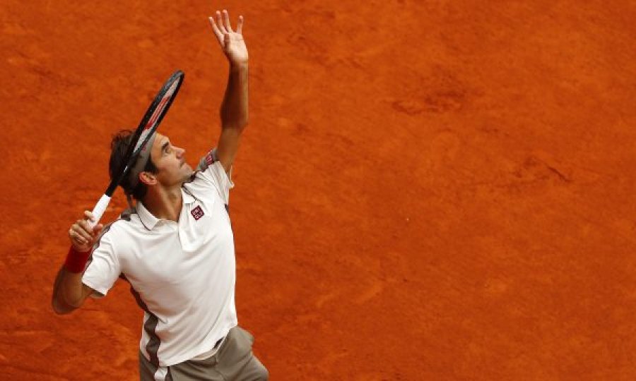 Trajneri i Federerit zbulon nëse legjenda zvicerane do të luajë në Australian Open