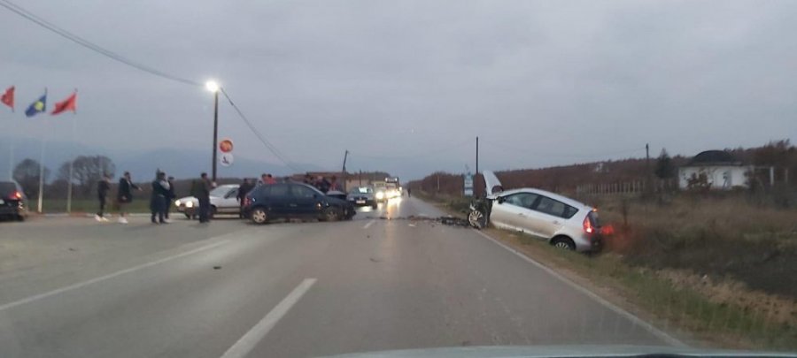 Informacione për aksidentin në rrugën Gjakovë-Pejë, ka të lënduar