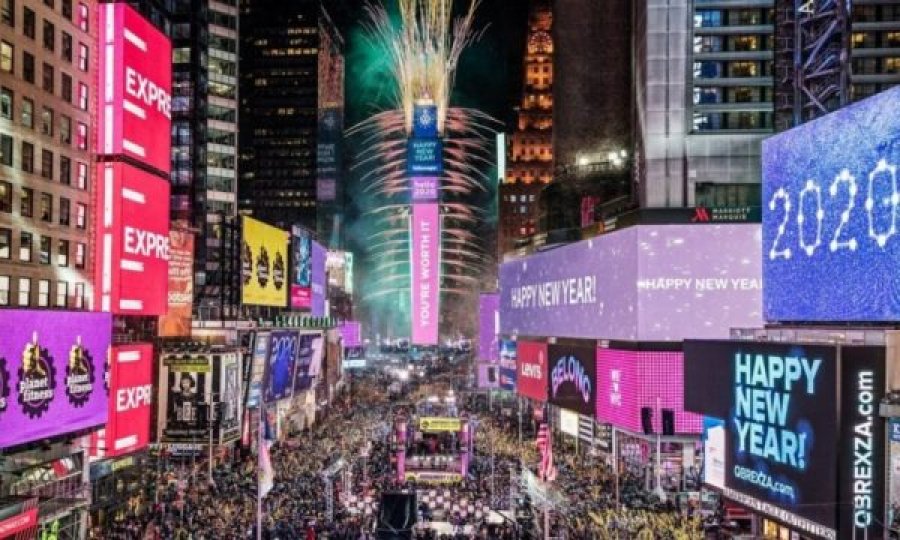 Rikthehen festimet në “Times Square” për Vitin e ri, por vetëm për të vaksinuarit