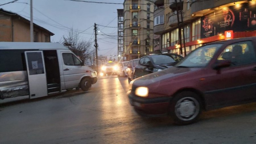 Aksident mes katër veturave në Prishtinë