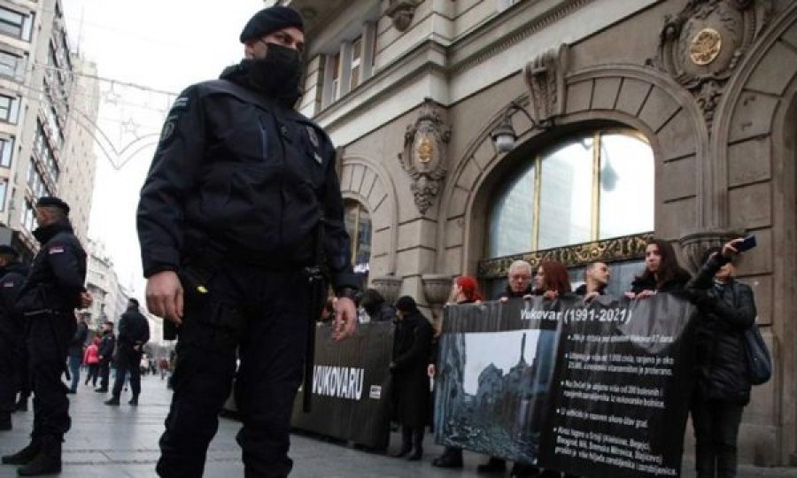 Protestë në Beograd: Nuk do t’i harrojmë kurrë krimet në Vukovar