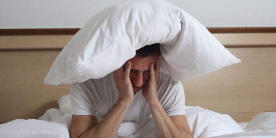 Konfirmojnë shkencëtarët: COVID ndikon në lodhje dhe probleme me gjumë