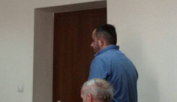 Grabitësi i rrezikshëm endet i lirë