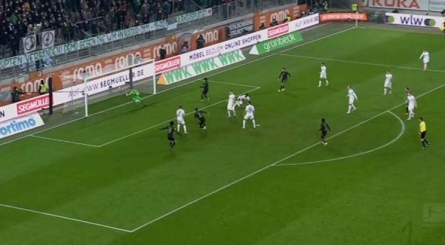 Edhe dy gola të shpejtë në ndeshjen Augsburg-Bayern