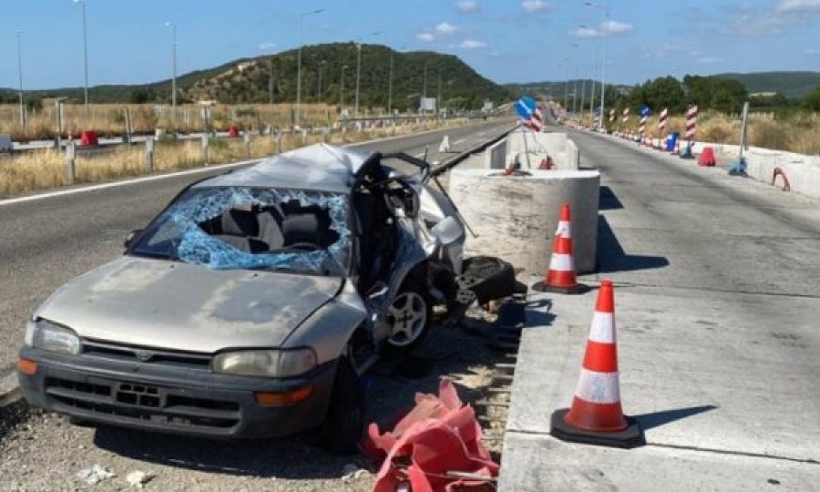 Aksident i rëndë: 7 viktima dhe 7 të lënduar