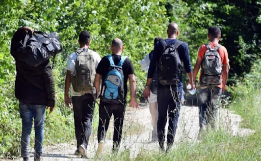 Kosova urë e sigurtë e kalimit tranzit  pë grupe migrantësh,  mbi 1 mijë e 300 veta kanë hyrë sivjet në vend