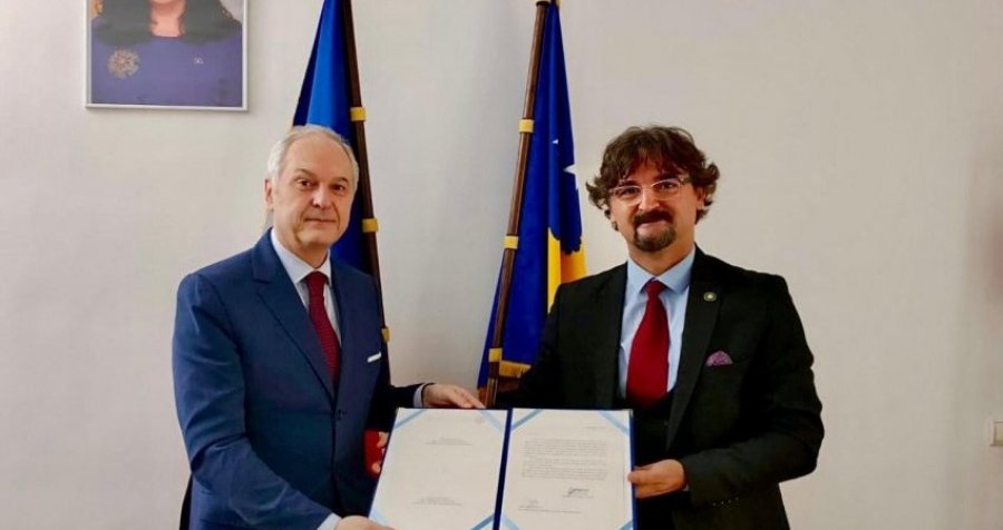 Ky është ambasadori i ri i Kosovës në Francë