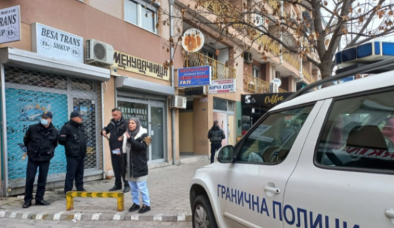 Të afërmit e viktimave të aksidentit në Bullgari shkojnë para kompanisë  “Besa Trans”