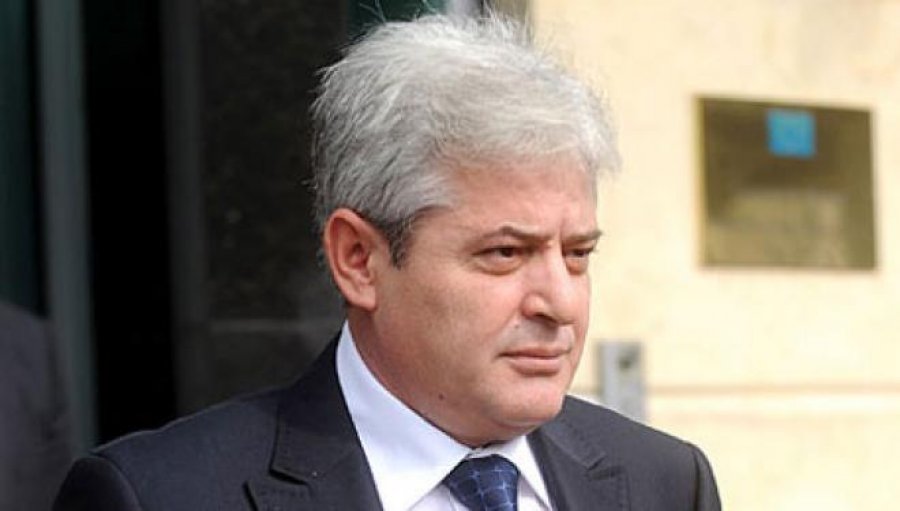 Ali Ahmeti shpallet qytetar nderi i Prizrenit