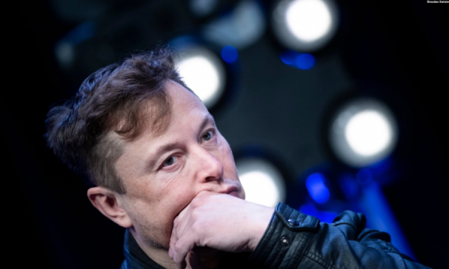 Tesla drejt falimentimit, Elon Musk i shqetësuar