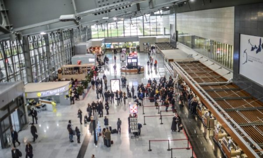 Qytetarët gjatë fundjavës do të mund të vaksinohen edhe në Aeroportin e Prishtinës