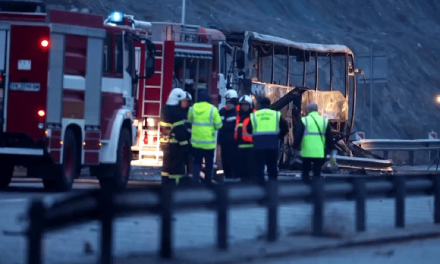 Detaje nga tragjedia në Bullgari/ Shoferët e autobusit vdiqën të parët, dyshohet për problem teknik