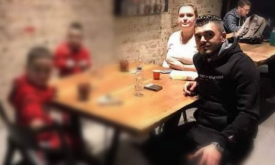 “S’mund ta besoj, të urova rrugë të mbarë por jo të përherhme”, mesazhi prekës i motrës që humbi familjen 4 anëtarëshe