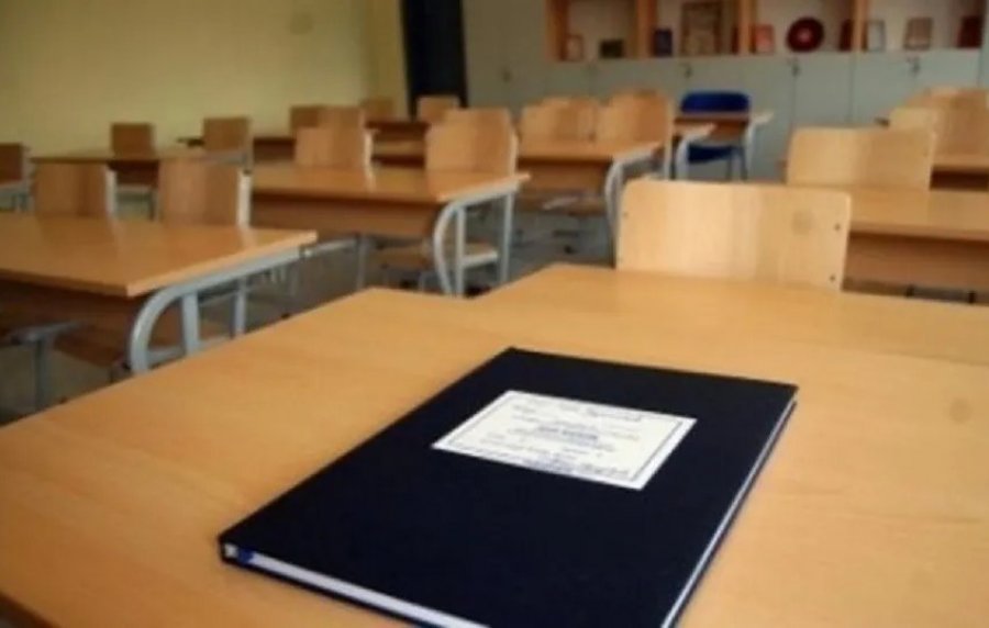 ‘Vi aty të mbys, ki me pa çka ka me të gjet’, drejtori i një shkolle në Gjakovë kërcënohet nga një prind