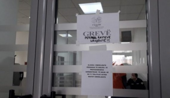 Nis greva e punëtorëve shëndetësorë në Kosovë