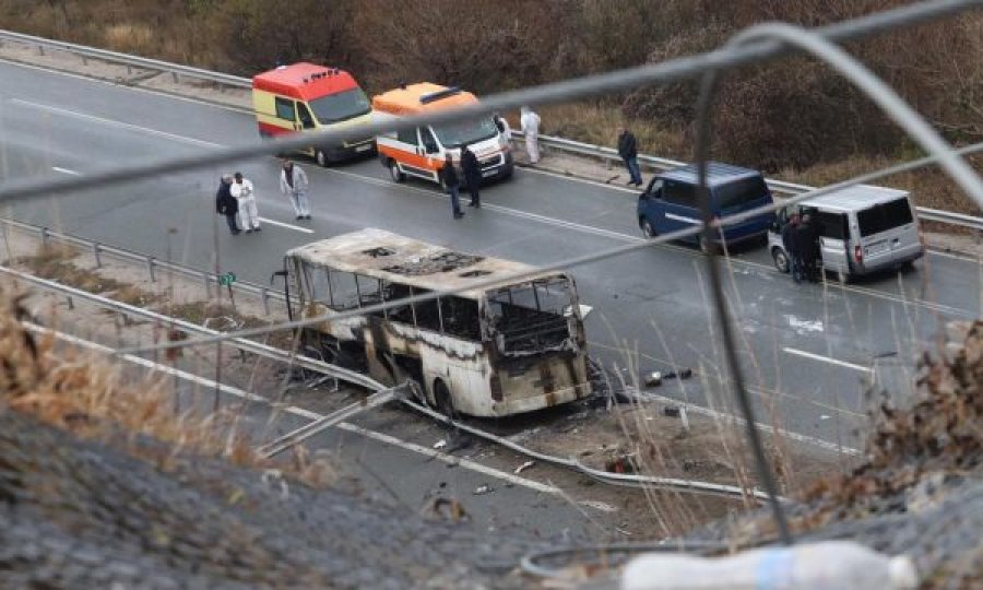 Eksperët për aksidentin në Bullgari: Drejtuesi e ka humbur orientimin për shkak të infrastrukturës