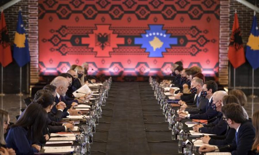 13 marrëveshjet që u nënshkruan sot mes Kosovës dhe Shqipërisë