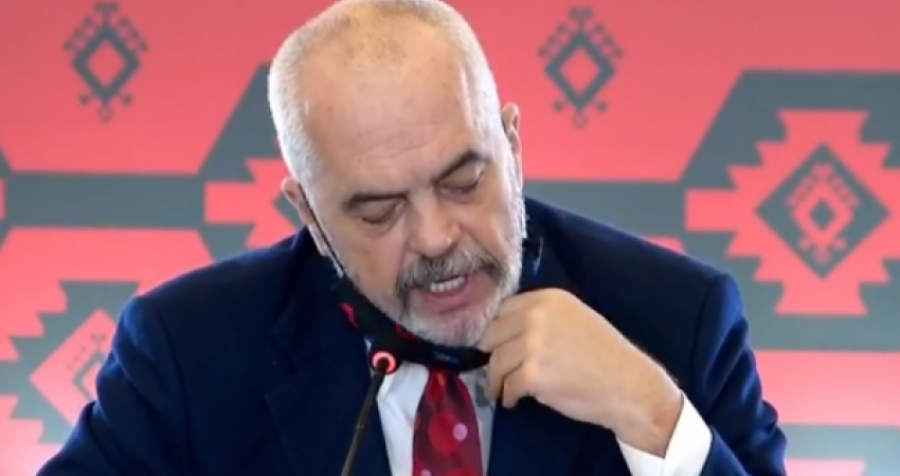 Edi Rama ia ngatërron emrin ministrit Peci