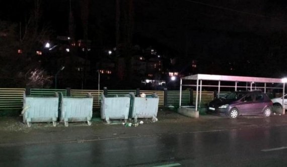 Çudi kosovare: Prishtinasi largon kontejnerët nga vendi, për ta parkuar veturën