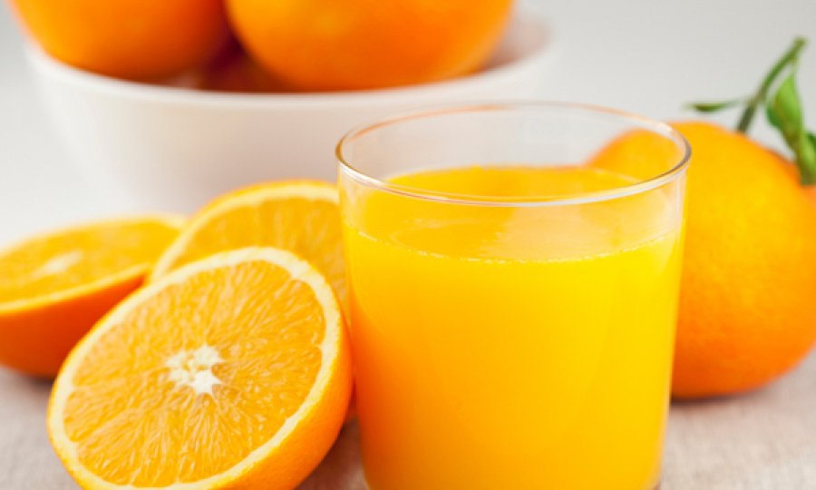 Një pije e preferuar që ne mendojmë se është e shëndetshme – ju bën obezë