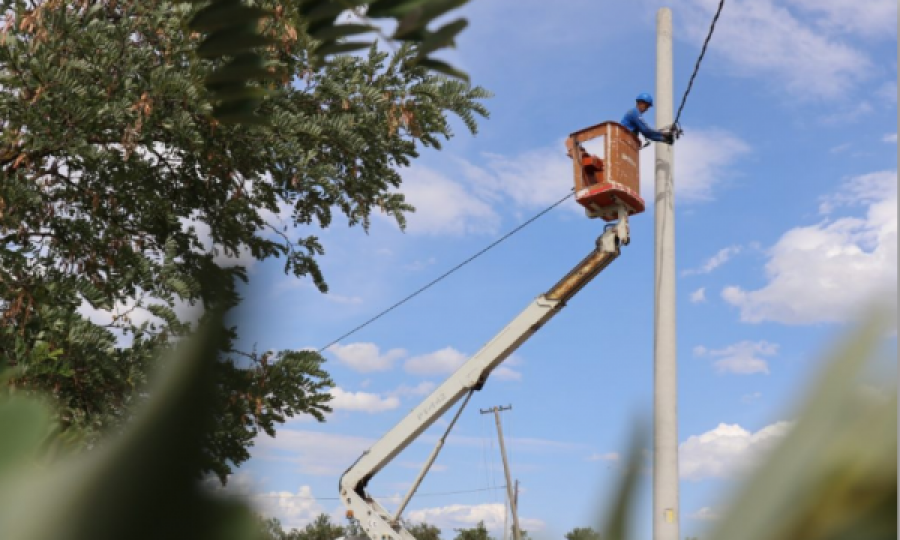 Këputen telat e rrymës në Velani