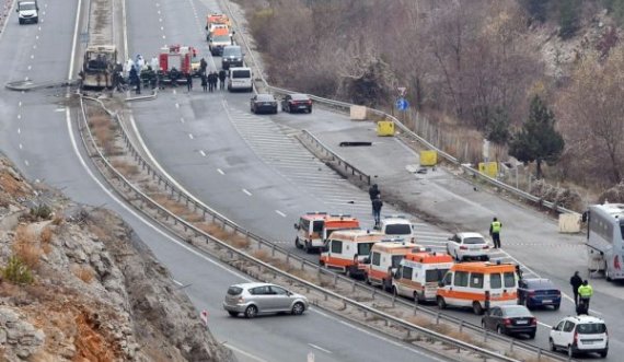 Nga spitali i Sofjes flasin për gjendjen e të mbijetuarve të tragjedisë në Bullgari