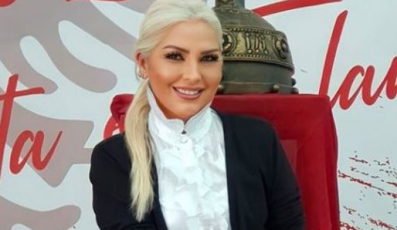 Mihrije Braha: Urime 28 nëntori me foton e dëshmisë se jemi 'Pellazgo - Iliro - Skenderbejan'