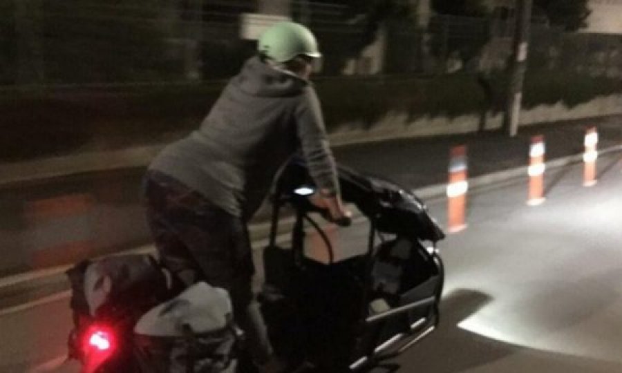 Deputetja shkon me biçikletë në spital për të lindur fëmijën