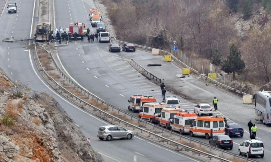 Nga spitali i Sofjes flasin për gjendjen e të mbijetuarve të tragjedisë në Bullgari